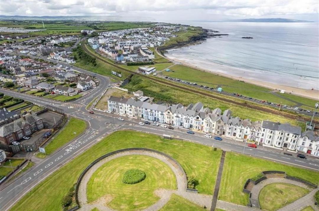 1 Dunluce Green - Portrush By The Sea מראה חיצוני תמונה